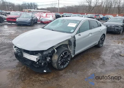 2022 Kia K5 Gt-Line из США, поврежденный, VIN 5XXG64J25NG097805